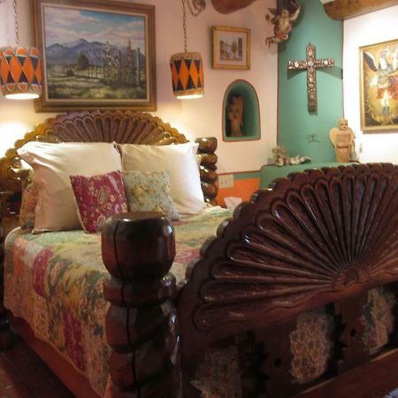 La Dona Luz Inn An Historic B&B Taos Luaran gambar