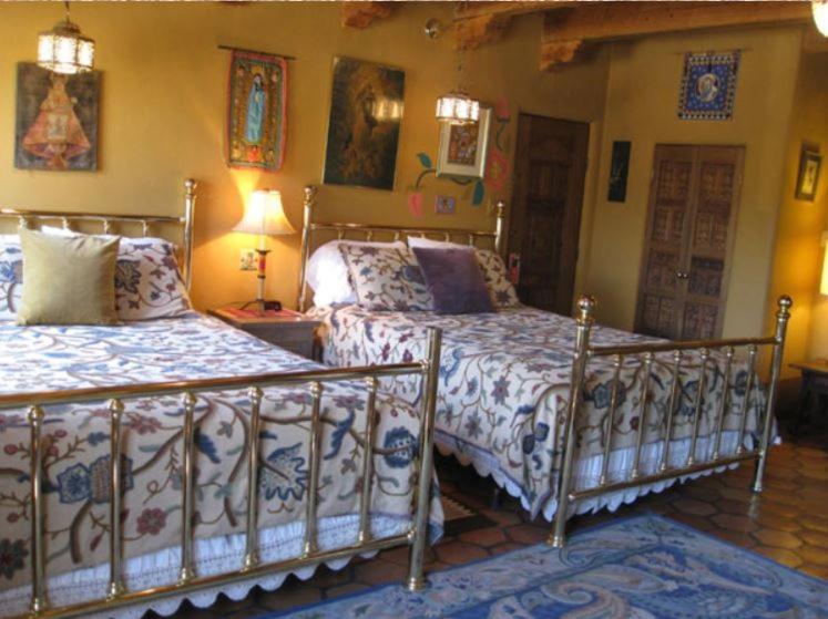 La Dona Luz Inn An Historic B&B Taos Luaran gambar