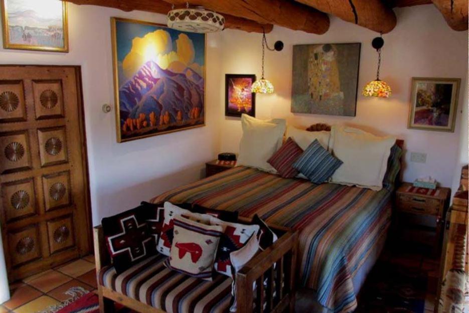 La Dona Luz Inn An Historic B&B Taos Luaran gambar