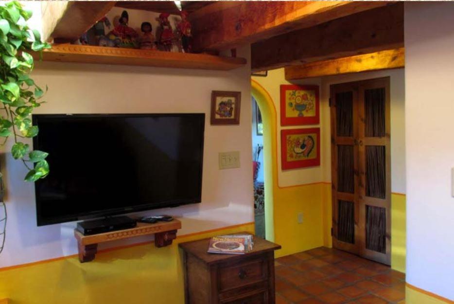 La Dona Luz Inn An Historic B&B Taos Luaran gambar