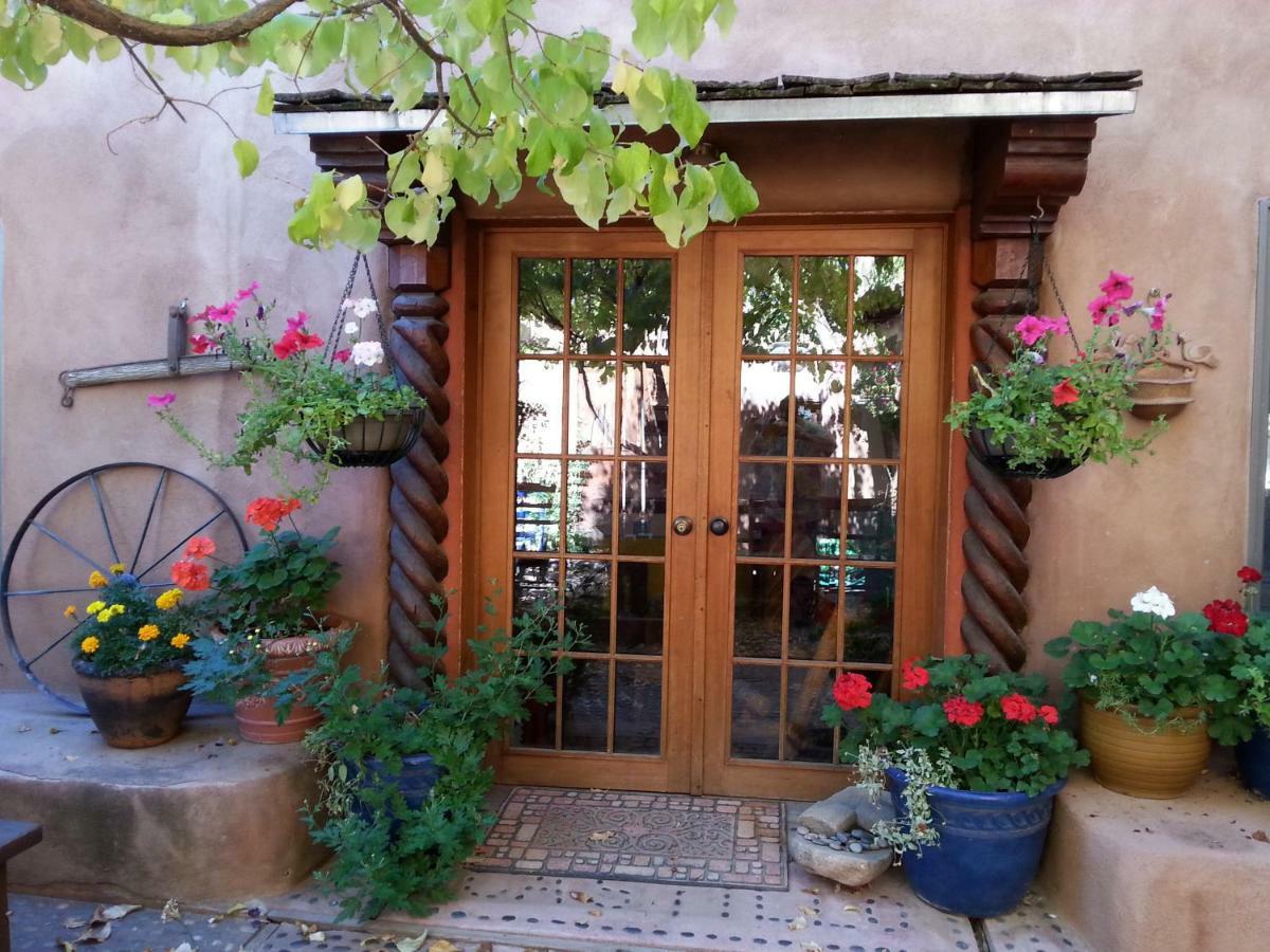 La Dona Luz Inn An Historic B&B Taos Luaran gambar